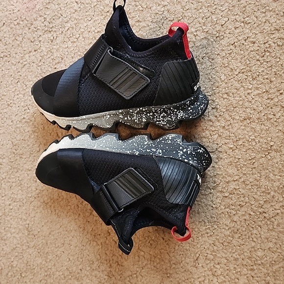 Sorel Kinetic Sneak Sneakers - Picture 8 of 11